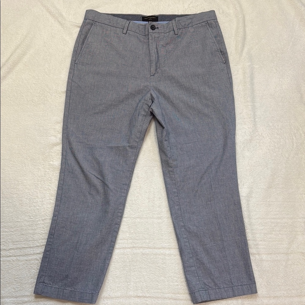 Banana Republic Blue and White Chinos Classic Style 36X30